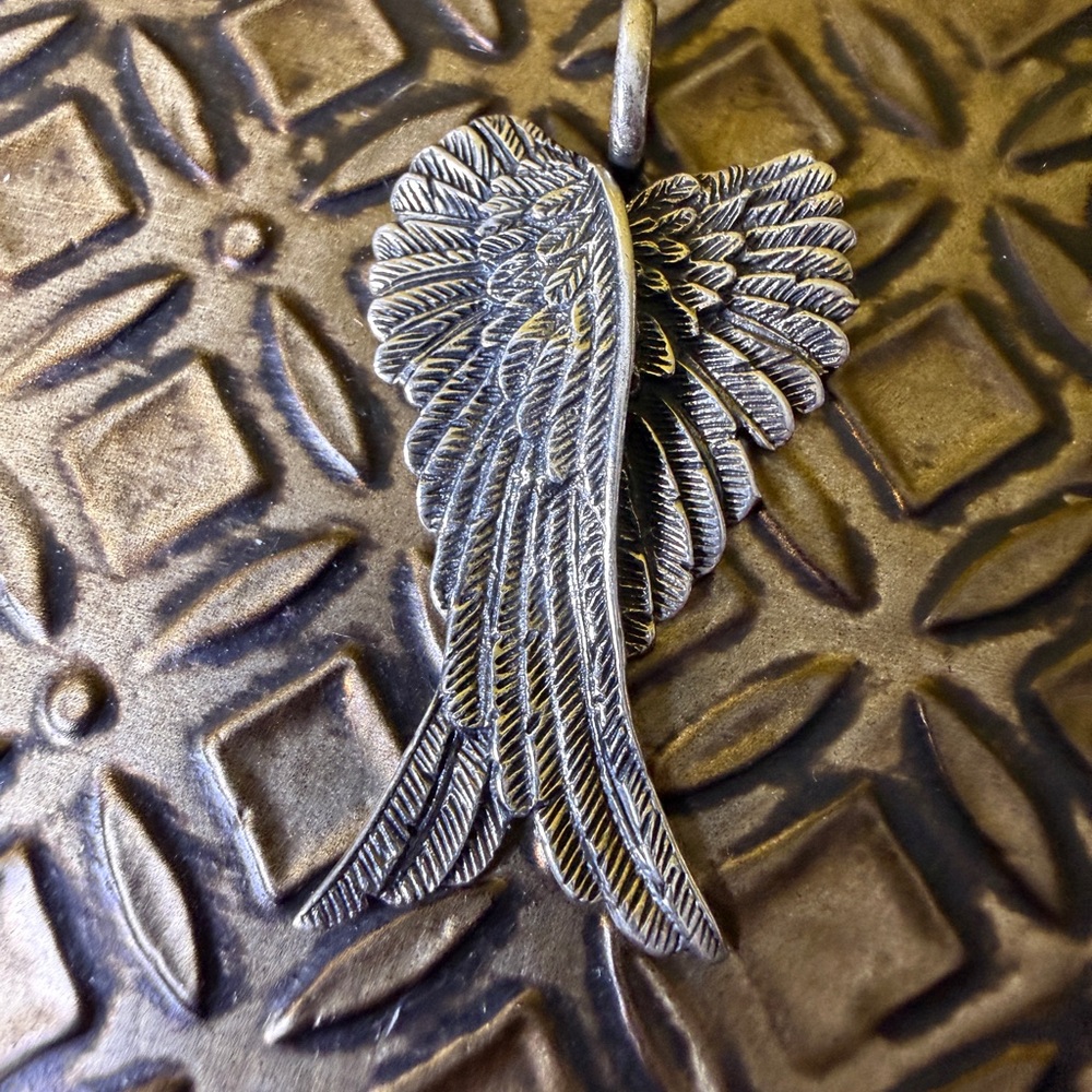 Elegant 925 Sterling Silver Angel Wings Pendant